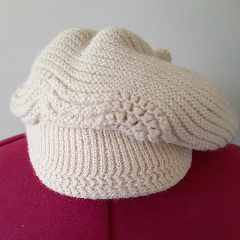 Tam hat